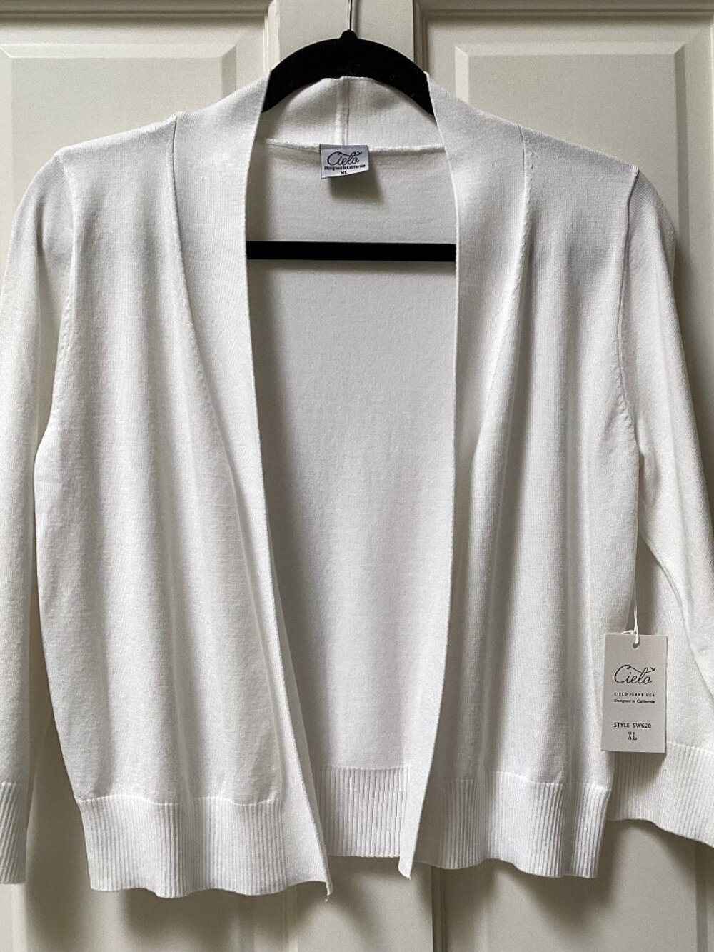 Cielo white shrug, wrap, top, size XL  NWT